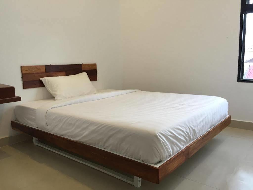 One Stop Hostel Phnom Penh Exterior photo